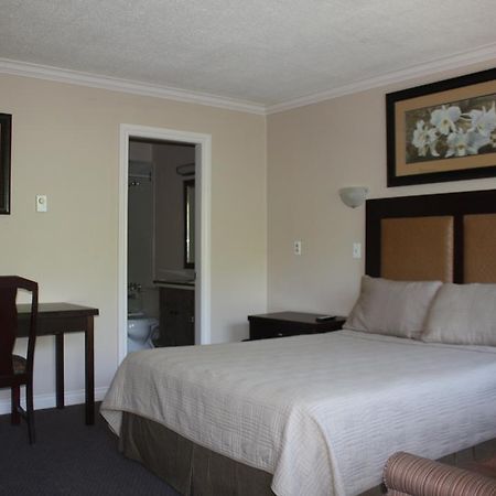 Coquitlam Sleepy Lodge الغرفة الصورة