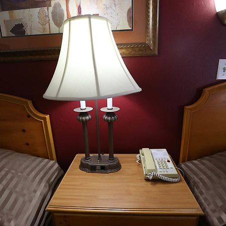 Coquitlam Sleepy Lodge المظهر الخارجي الصورة