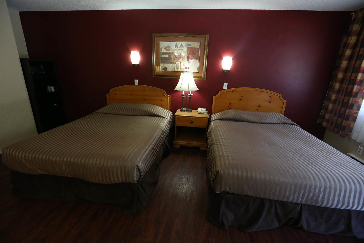 Coquitlam Sleepy Lodge المظهر الخارجي الصورة
