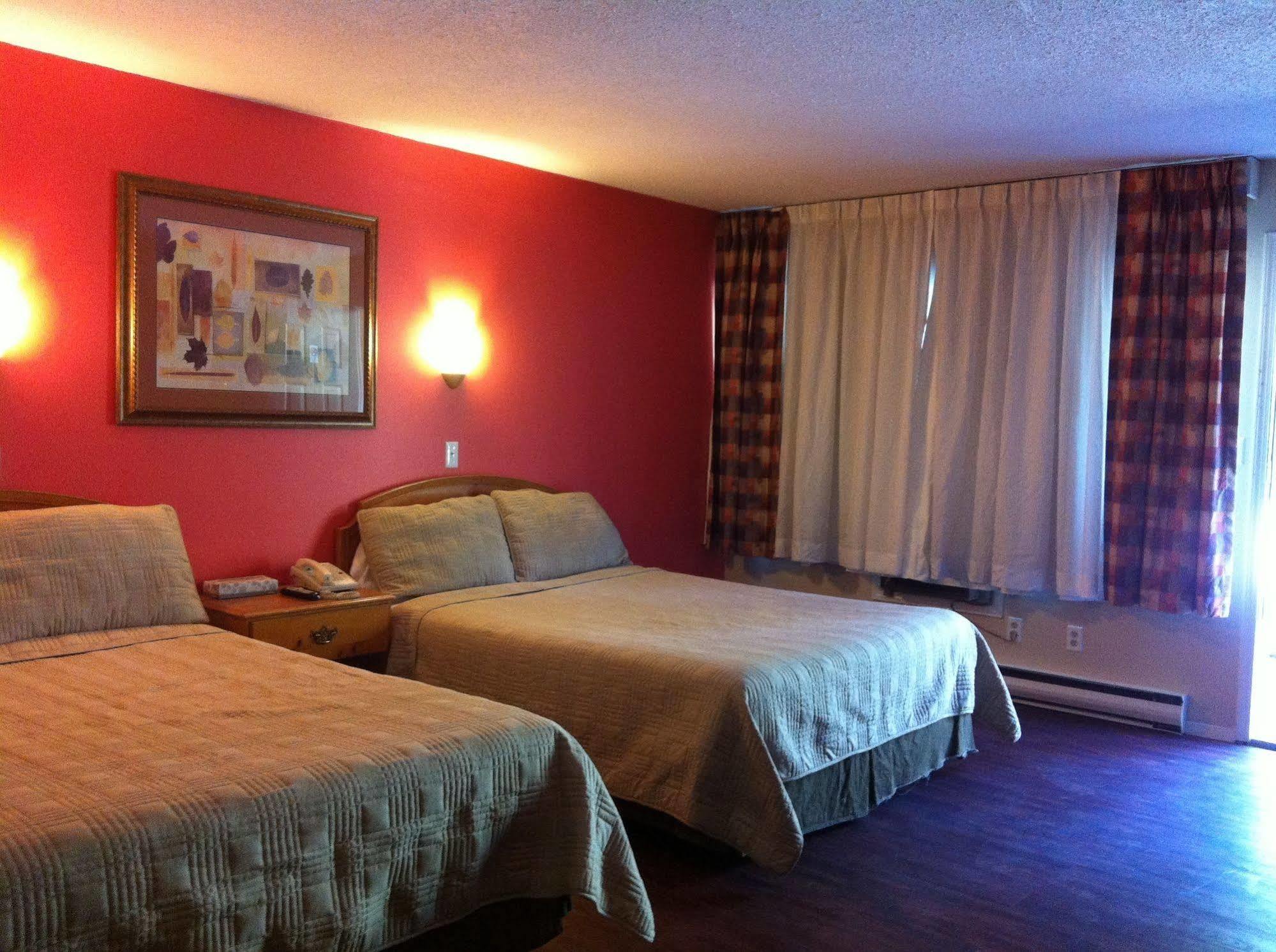Coquitlam Sleepy Lodge المظهر الخارجي الصورة