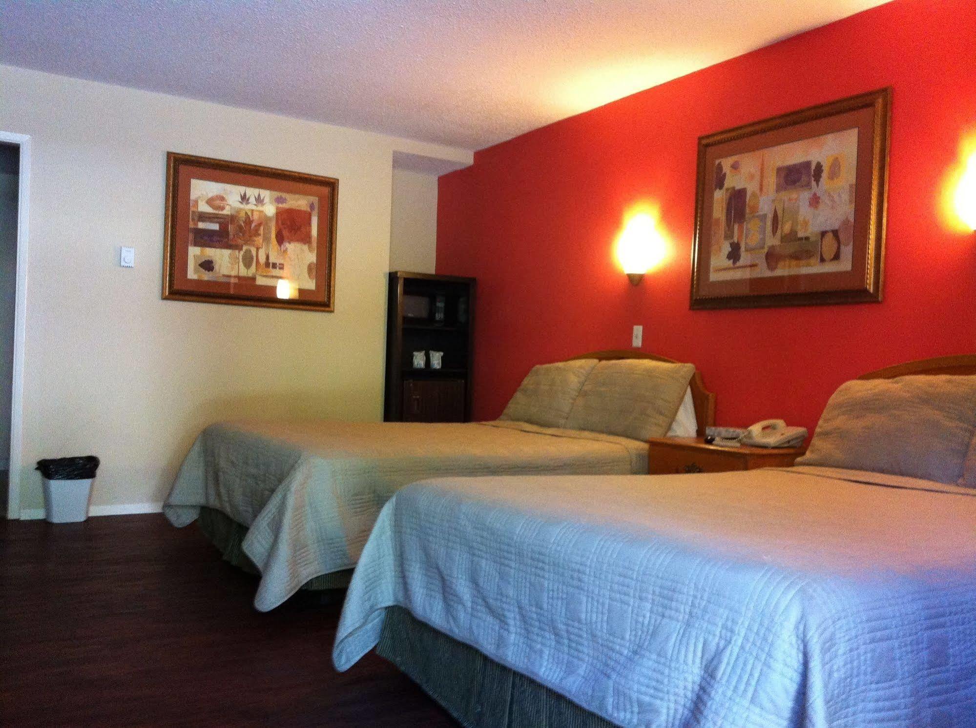 Coquitlam Sleepy Lodge المظهر الخارجي الصورة