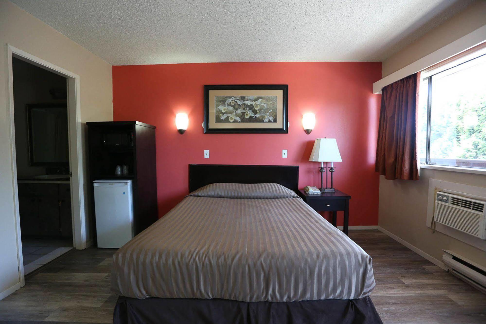 Coquitlam Sleepy Lodge المظهر الخارجي الصورة