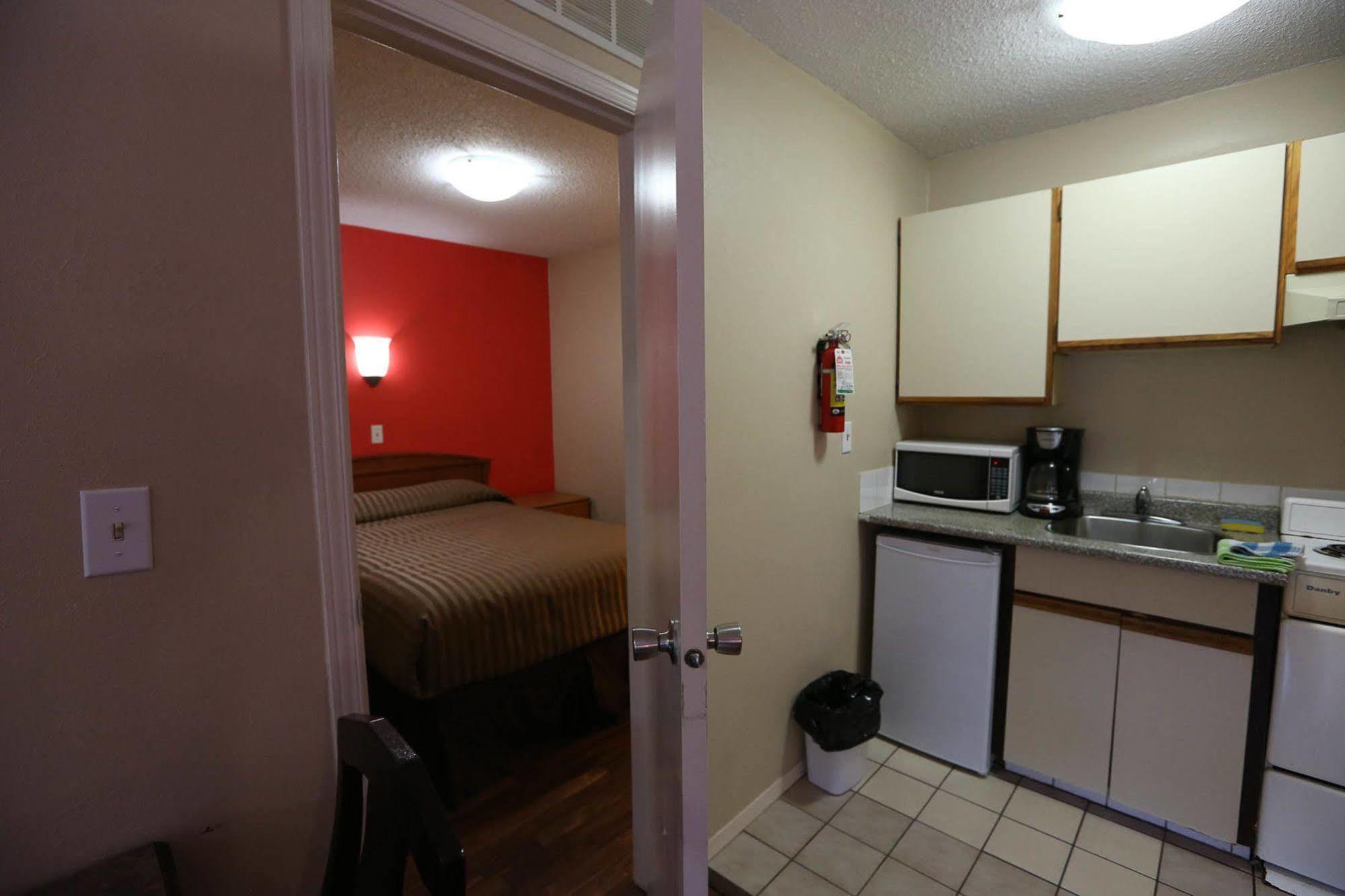 Coquitlam Sleepy Lodge المظهر الخارجي الصورة